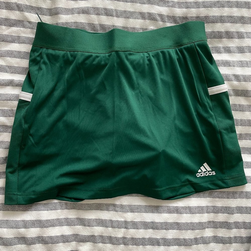 Adidas tennis skort *NEW*